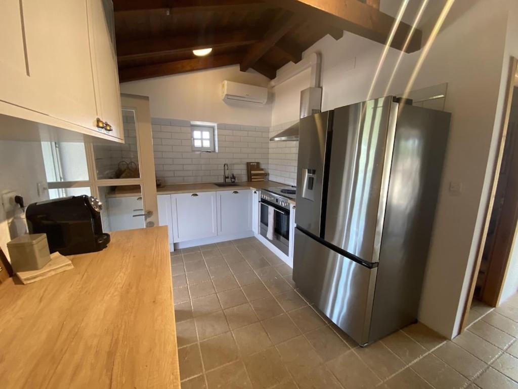 Private Cottage In Olive Grove With Heated Pool Vinisce Exterior photo