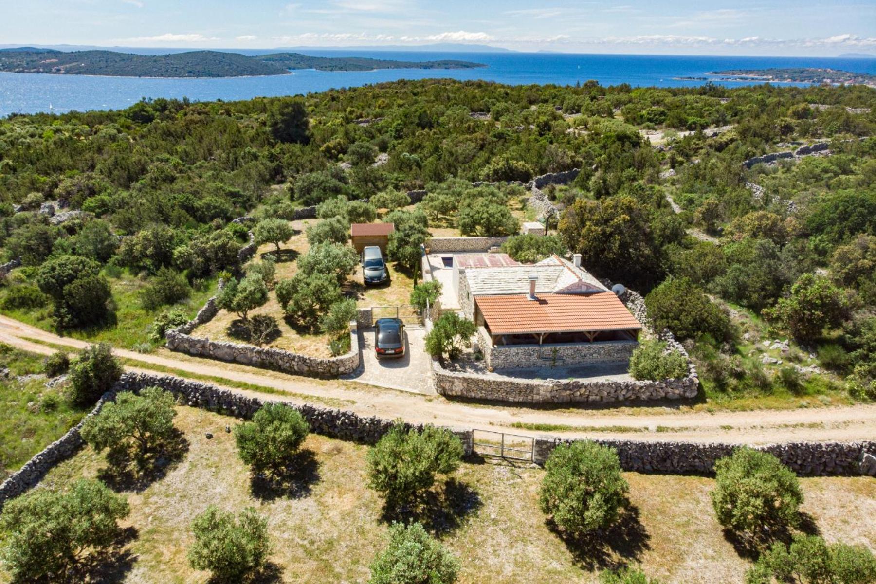 Private Cottage In Olive Grove With Heated Pool Vinisce Exterior photo